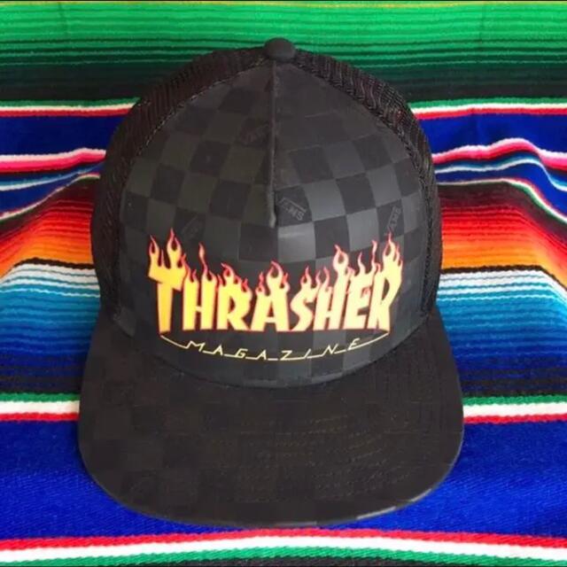 THRASHER(スラッシャー)のVANSバンズ THRASHER限定superコラボデザイントラッカーキャップ スポーツ/アウトドアのスポーツ/アウトドア その他(スケートボード)の商品写真