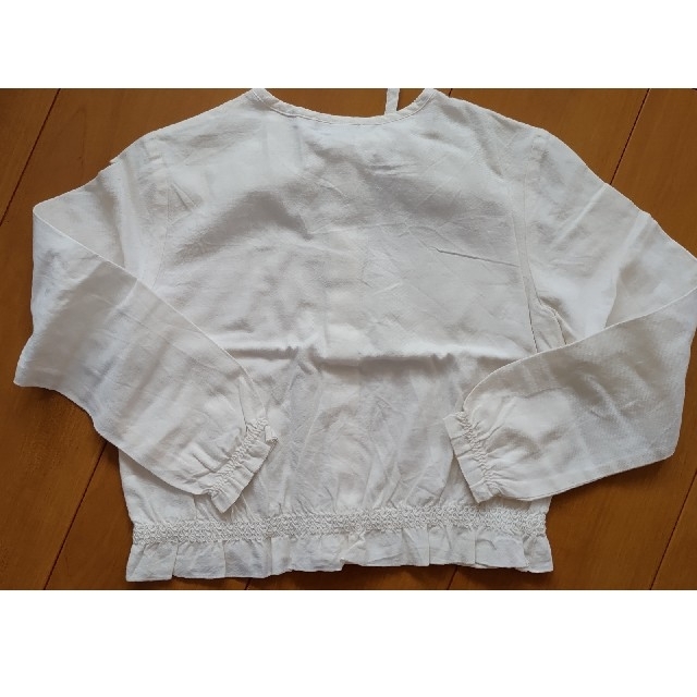 BURBERRY(バーバリー)のBURBERRY 130 シャツ トップス ブラウス キッズ/ベビー/マタニティのキッズ服女の子用(90cm~)(Tシャツ/カットソー)の商品写真