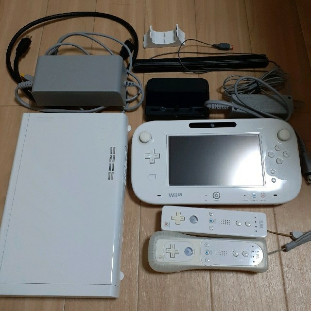 Wii U マリオカート8セット 本体 32GB