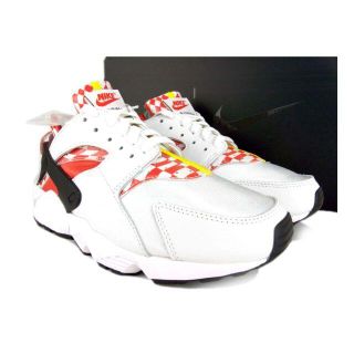 ナイキ(NIKE)のナイキNIKE■AIR HUARACHE Liverpoolエアハラチスニーカー(スニーカー)