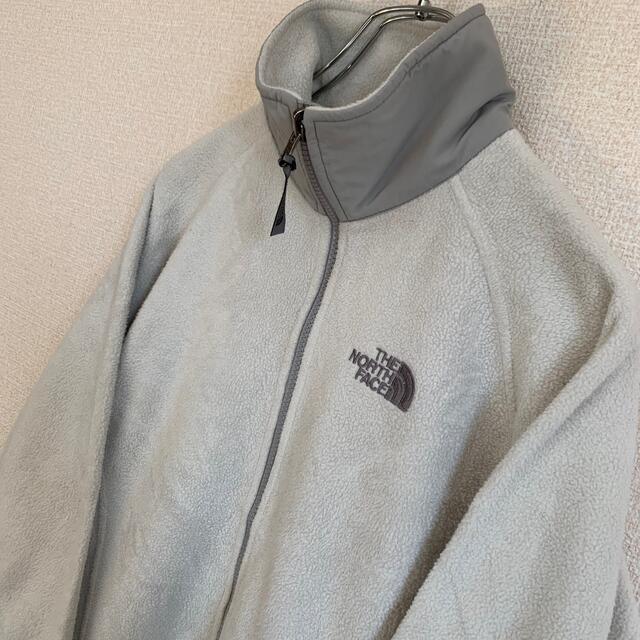 THE NORTH FACE(ザノースフェイス)のThe North Face ノースフェイス　フルジップ　デナリジャケット　白色 レディースのジャケット/アウター(ブルゾン)の商品写真