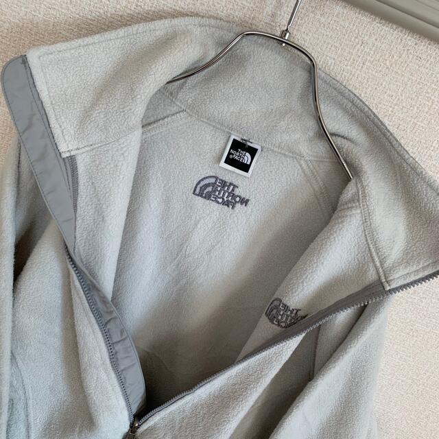 THE NORTH FACE(ザノースフェイス)のThe North Face ノースフェイス　フルジップ　デナリジャケット　白色 レディースのジャケット/アウター(ブルゾン)の商品写真