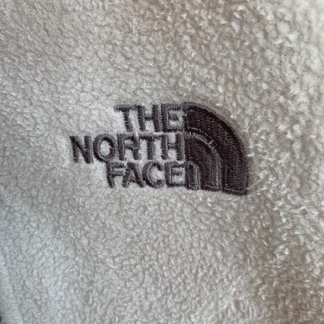 THE NORTH FACE(ザノースフェイス)のThe North Face ノースフェイス　フルジップ　デナリジャケット　白色 レディースのジャケット/アウター(ブルゾン)の商品写真