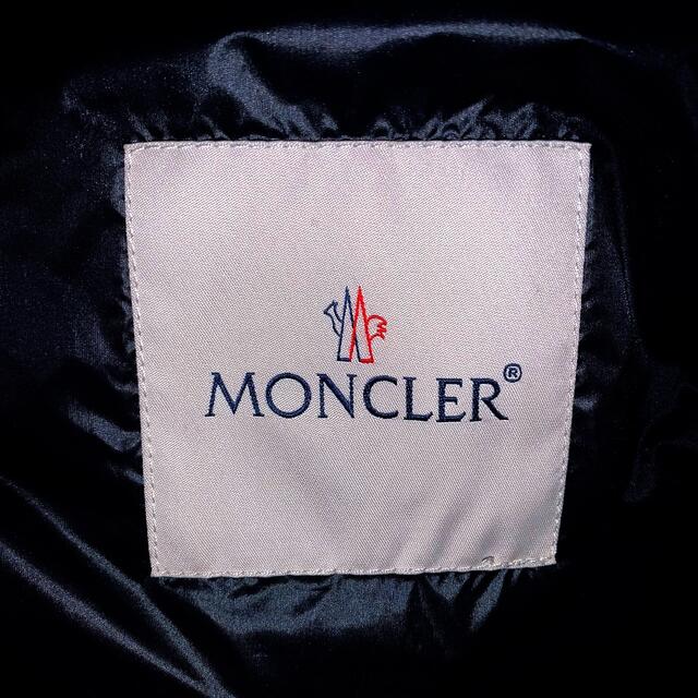 MONCLER(モンクレール)の人気モデル　MONCLER  GUI GILET ダウンベスト レディースのジャケット/アウター(ダウンベスト)の商品写真