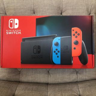 ニンテンドースイッチ(Nintendo Switch)の超美品☆Nintendo　Switch　本体　ネオンレッド スイッチ！！(家庭用ゲーム機本体)