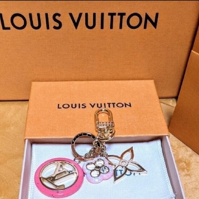 LV◆バッグチャーム/ポルトクレ・カラーライン◆新品/未使用◆箱付き LV◆バッグチャーム/ポルトクレ・カラーライン◆新品/未使用◆箱付き