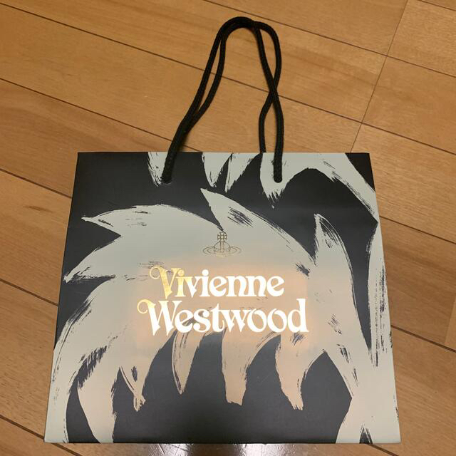 Vivienne Westwood(ヴィヴィアンウエストウッド)のVivian Westwood ヴィヴィアンウエストウッド　紙袋　ショッパー レディースのバッグ(ショップ袋)の商品写真