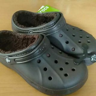 クロス(CROSS)の★CROCS★BROWNブラウン茶ボア仕様★クロックスサンダル新品未使用タグ正規(サンダル)