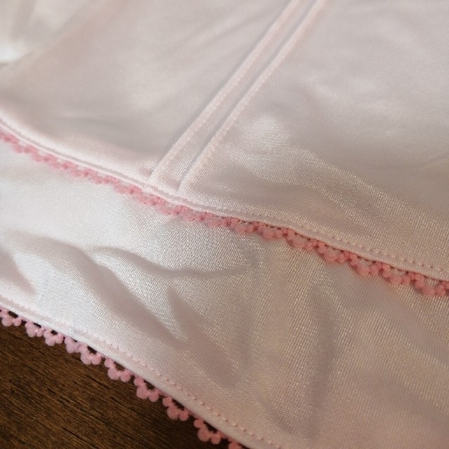 AMO'S STYLE(アモスタイル)のトリンプ アモスタイル キャミソール ピンク色 レディースの下着/アンダーウェア(その他)の商品写真