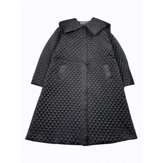 ハニーミーハニー(Honey mi Honey)のハニーミーハニーsatin quilting over coat ブラック(ロングコート)