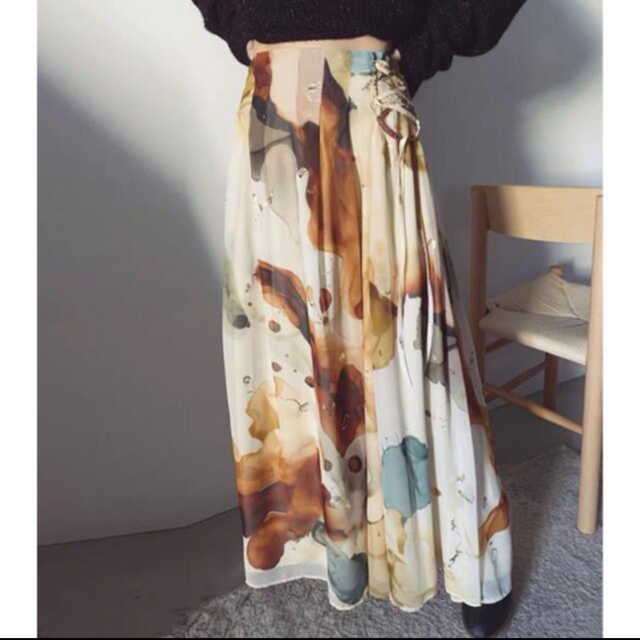 【即完売】UNDRESSED AMELIA INK ART SKIRT