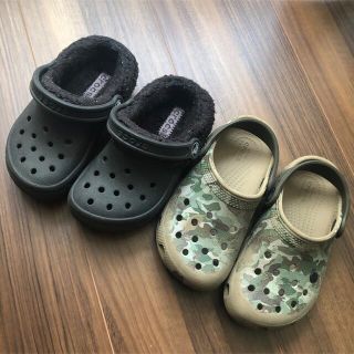 クロックス(crocs)のクロックス 冬用 春〜秋用 2足セット 15.5cm 17.5cm(サンダル)