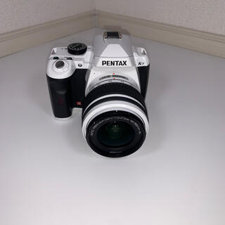 ペンタックス(PENTAX)の【極美品】ペンタックス　一眼レフ　カメラ　k-r(デジタル一眼)