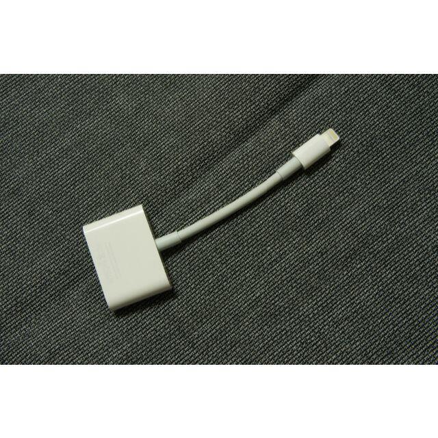 iPhone(アイフォーン)の純正 Apple Lightning to Digital AV HDMI #2 スマホ/家電/カメラのスマートフォン/携帯電話(その他)の商品写真