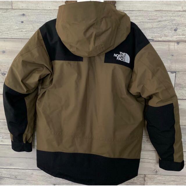 THE NORTH FACE(ザノースフェイス)の美品 ノースフェイス マウンテンダウンジャケット ビーチグリーン BE メンズのジャケット/アウター(ダウンジャケット)の商品写真