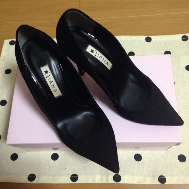 DIANA(ダイアナ)のtiara様専用ダイアナ黒23.5 レディースの靴/シューズ(ハイヒール/パンプス)の商品写真