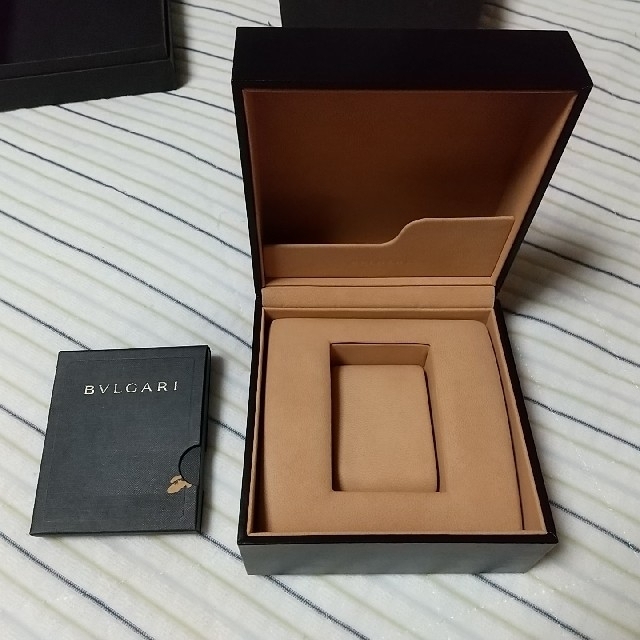 BVLGARI(ブルガリ)のブルガリ腕時計の空き箱 レディースのバッグ(ショップ袋)の商品写真