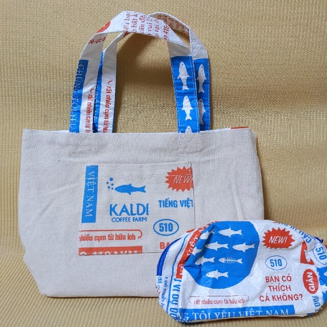 KALDI(カルディ)のひろこ様専用。カルディ　バック＆ポーチ レディースのバッグ(ハンドバッグ)の商品写真