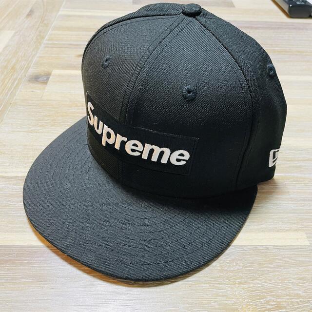 Supreme(シュプリーム)のShiiin様専用Supreme New Era 7 3/8  メンズの帽子(キャップ)の商品写真