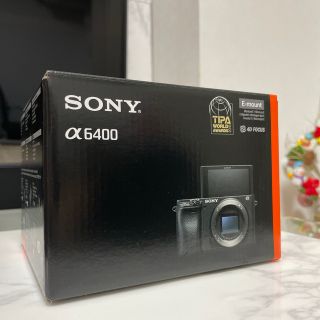 ソニー(SONY)のソニー　α6400 本体　2021/06購入　保証有(ミラーレス一眼)