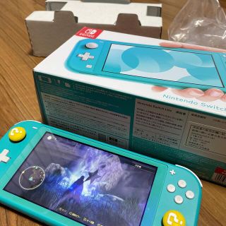 ニンテンドースイッチ(Nintendo Switch)のセット　スイッチライト　女神転生5 Switch  Lite 充電器付き(家庭用ゲーム機本体)