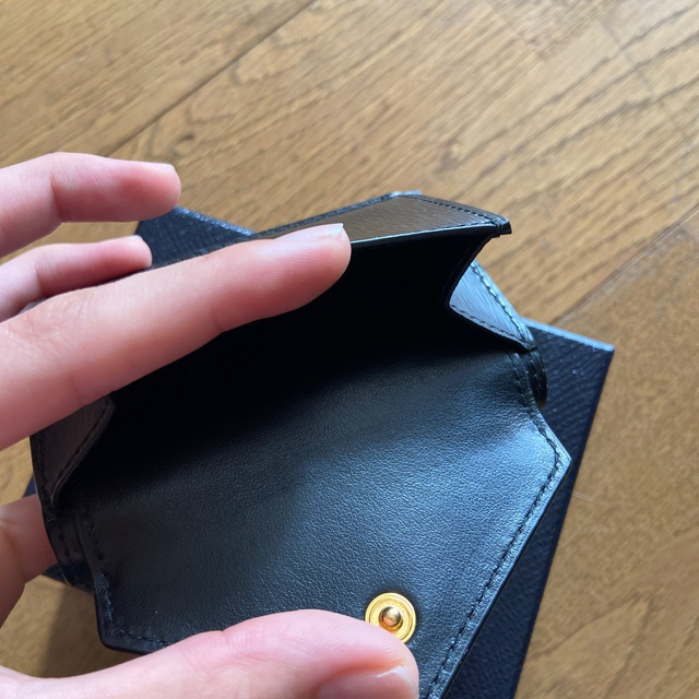 極美品 正規品》PRADA 三つ折り財布 - coastalcareeracademy.com