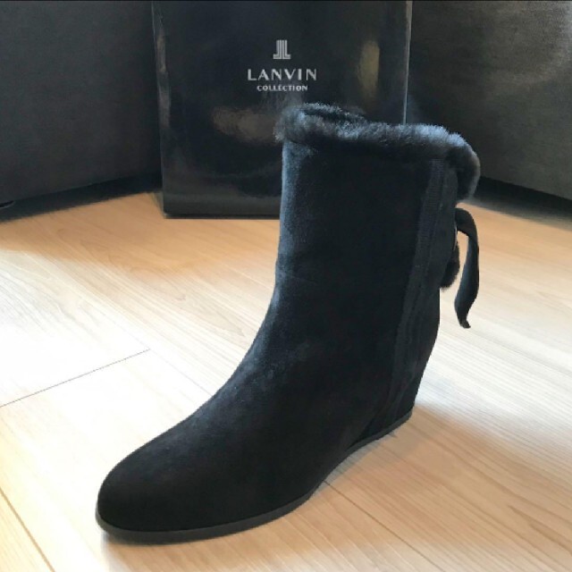 LANVIN COLLECTION(ランバンコレクション)の【LANVIN】インヒール ボアショートブーツ（22cm）ランバンコレクション レディースの靴/シューズ(ブーツ)の商品写真