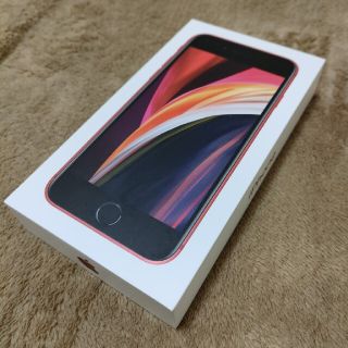 アイフォーン(iPhone)の【新品未使用】IPhone SE（第2世代）RED 64gb(スマートフォン本体)