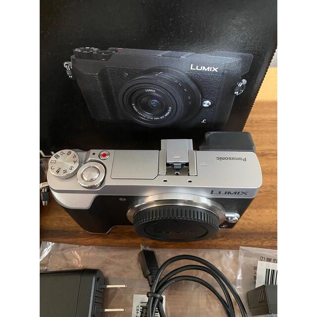 Panasonic(パナソニック)のPanasonic LUMIX DMC-GX7MK2 ボディ シルバー スマホ/家電/カメラのカメラ(ミラーレス一眼)の商品写真