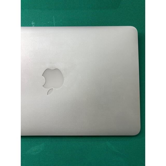 Apple(アップル)のMacBook Air 2015 Early 11inch 128GB スマホ/家電/カメラのPC/タブレット(ノートPC)の商品写真