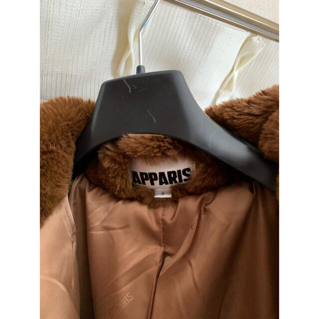 Demi-Luxe BEAMS(デミルクスビームス)のAPARIS アパリス　ファーコート レディースのジャケット/アウター(毛皮/ファーコート)の商品写真