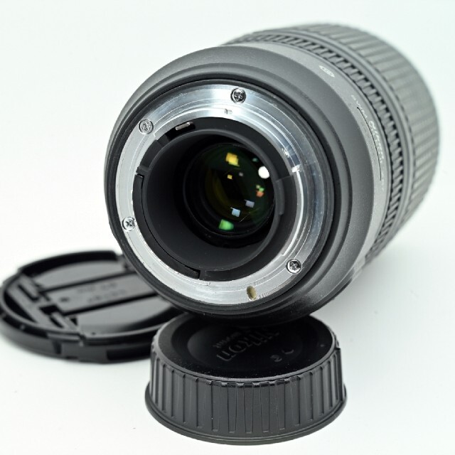 フルサイズ対応　Nikkor ED70-300mm F4.5-5.6G