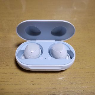 ギャラクシー(Galaxy)のGalaxy Buds ホワイト(ヘッドフォン/イヤフォン)