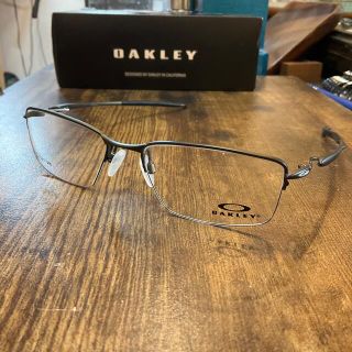 オークリー(Oakley)の正規新品　オークリー  メガネ　チタン　lizard(サングラス/メガネ)