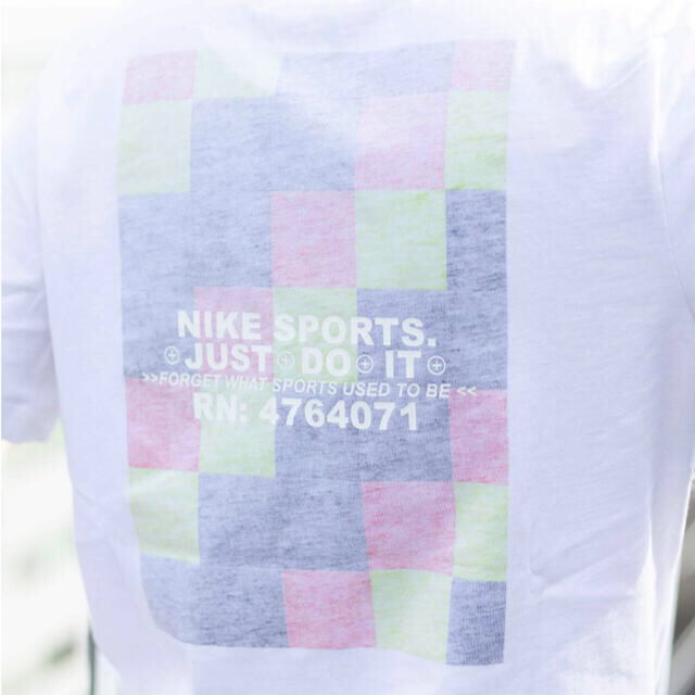 NIKE(ナイキ)の【新品未使用】NIKE スポーツウェア NSW メンズ Tシャツ / NIKE メンズのトップス(Tシャツ/カットソー(半袖/袖なし))の商品写真