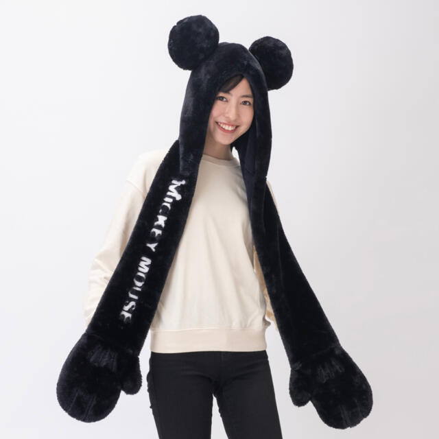 ディズニーストア【最終価格】ディズニー ミッキー ミニー マフラー ディズニーストア【最終価格】ディズニー ミッキー ミニー マフラー