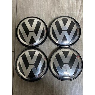 フォルクスワーゲン(Volkswagen)のフォルクスワーゲンホイールキャップブラック65mm 3B7601171(車種別パーツ)