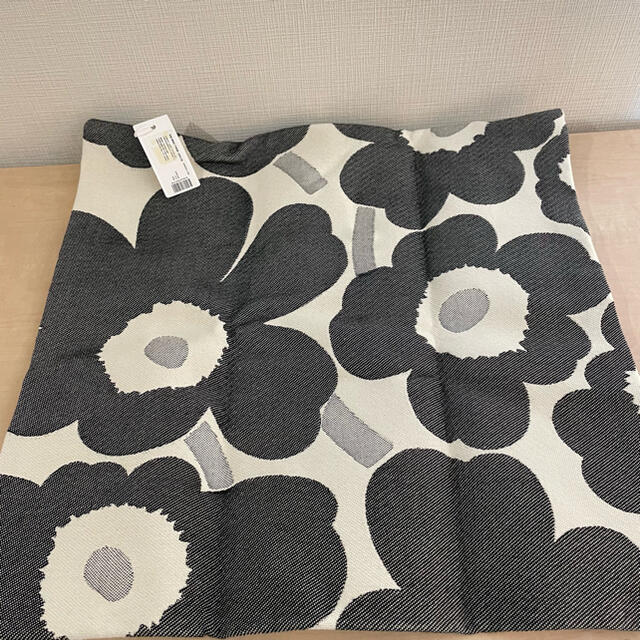 marimekko(マリメッコ)のマリメッコ ジャガード クッションカバー  ウニッコ インテリア/住まい/日用品のインテリア小物(クッションカバー)の商品写真