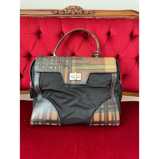 少し豊富な贈り物 PRADA 超美品PARADAチェックバック - ハンドバッグ