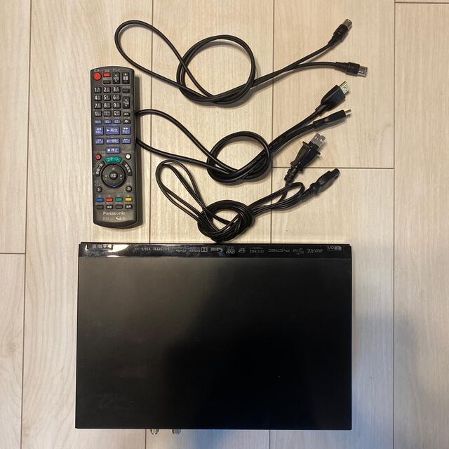 Panasonic(パナソニック)のPanasonic Blu-ray Discレコーダー DMR-BR130 スマホ/家電/カメラのテレビ/映像機器(ブルーレイレコーダー)の商品写真