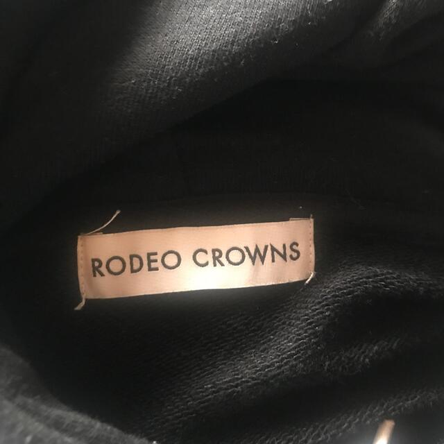 RODEO CROWNS WIDE BOWL(ロデオクラウンズワイドボウル)の新品未使用☆RODEO CROWNS☆黒パーカー レディースのトップス(パーカー)の商品写真