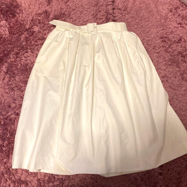 LAUTREAMONT(ロートレアモン)のロートレアモン LAUTREAMONT スカート ホワイトMサイズ 38 レディースのスカート(ひざ丈スカート)の商品写真