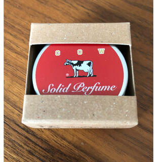カウブランド(COW)のカウブランド赤箱の香りの練り香水　10g(その他)