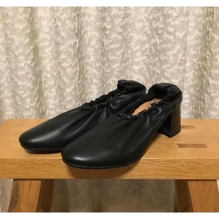 バーニーズニューヨーク(BARNEYS NEW YORK)のレキップ ヨシエイナバ ギャザーパンプス S 22.5-23.0(ハイヒール/パンプス)