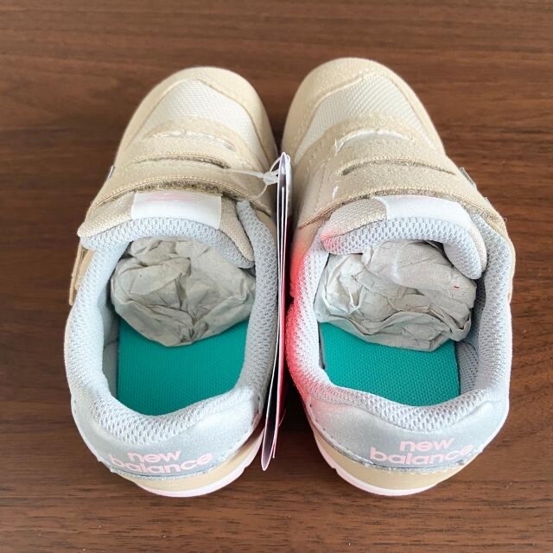 New Balance - 【新品】15.5センチ ベージュ×ピンク New Balance - 【新品】15.5センチ ベージュ×ピンク