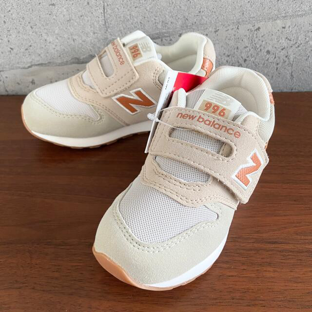 New Balance - 【新品】16センチ ベージュ ニューバランス New Balance - 【新品】16センチ ベージュ ニューバランス