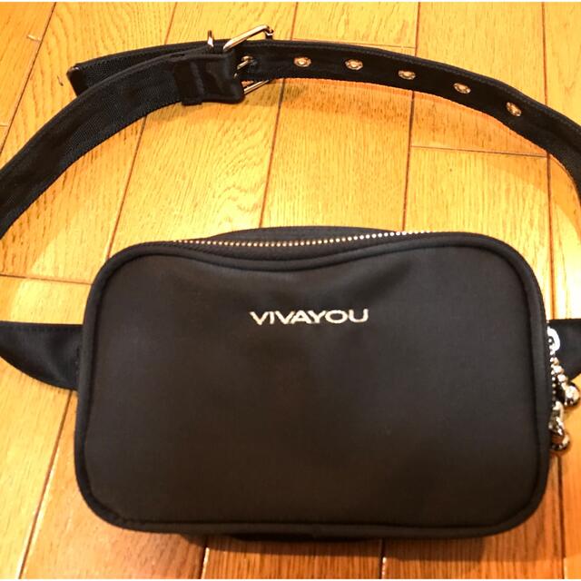 VIVAYOU(ビバユー)のRESPECT様専用　VIVAYOU ボストンバッグとウェストポーチのセット レディースのバッグ(ボストンバッグ)の商品写真