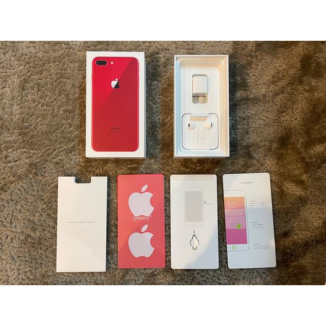Apple(アップル)の美品 Apple iPhone8 plus RED 64GB 付属品あり スマホ/家電/カメラのスマートフォン/携帯電話(スマートフォン本体)の商品写真