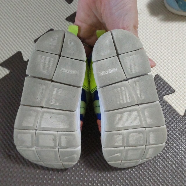 NIKE(ナイキ)のナイキ　ダイナモフリー　14センチ キッズ/ベビー/マタニティのベビー靴/シューズ(~14cm)(スニーカー)の商品写真