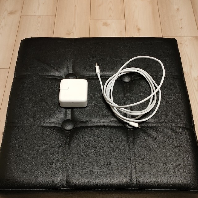 M1 Macbook Air 13inch + USBハブ&PCケース